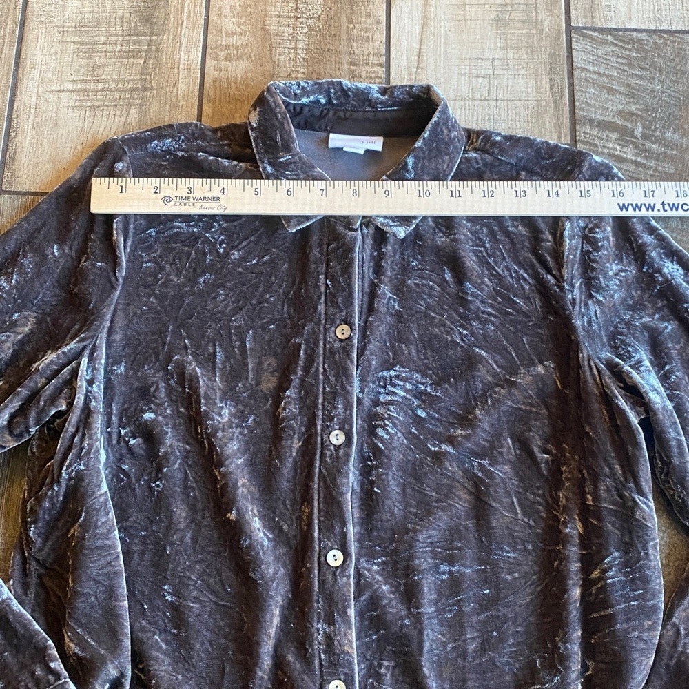 J. Jill Velvet Silk Button-Down Shirt - Picture 7 of 11
